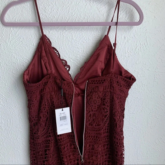 Bardot Versailles Lace Pencil Dress In Burgundy NWT Sz Small - Picture 6 of 8